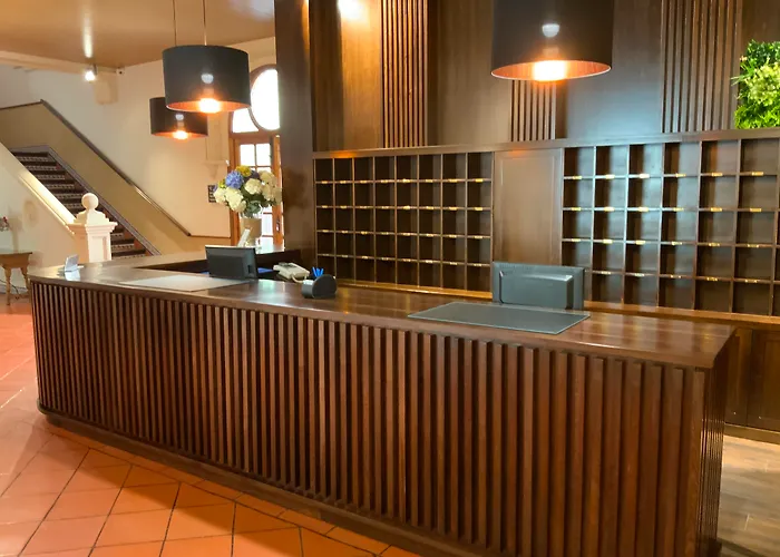 Hotel Maria Cristina 4*