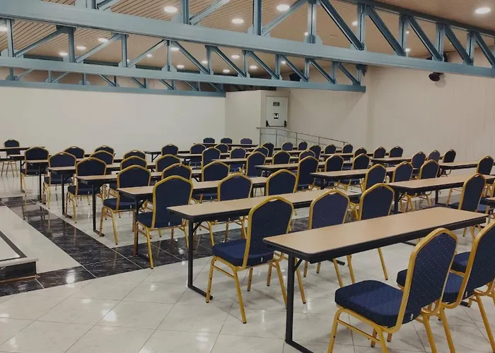 Hotel Maria Cristina 4*