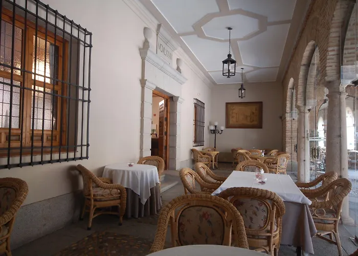 Hotel Maria Cristina 4*