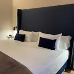 Maria Cristina Hotell 4*