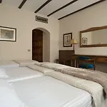 Maria Cristina 4*