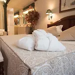 Hotell Maria Cristina 4*