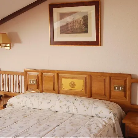 Maria Cristina 4*